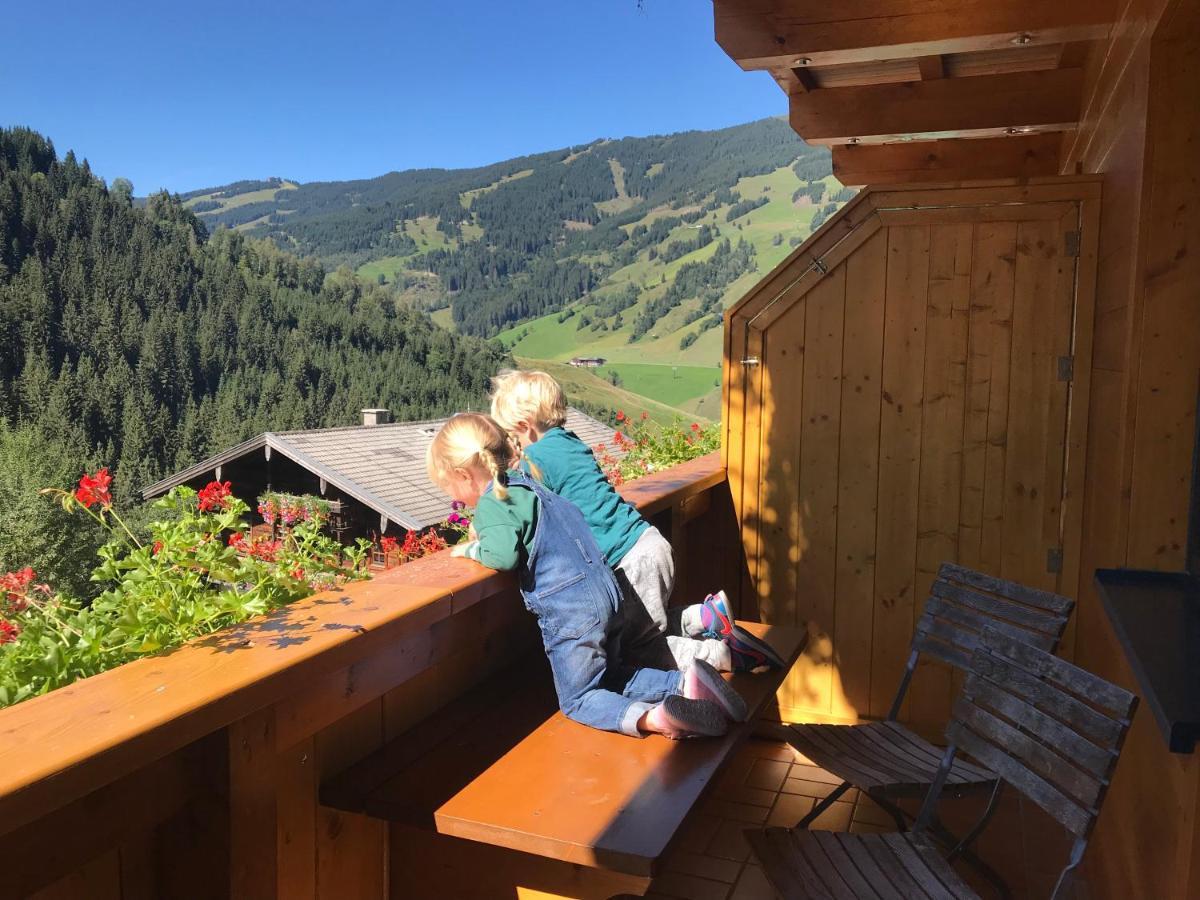 Landhaus Taxach Saalbach-Hinterglemm Exterior photo
